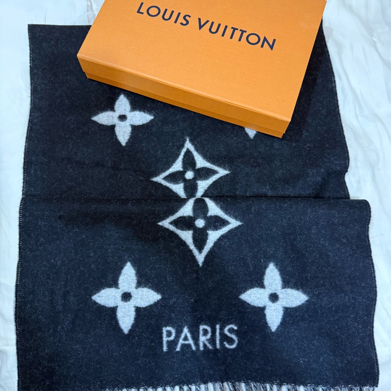 Louis Vuitton 雙面經典羊絨圍巾-2