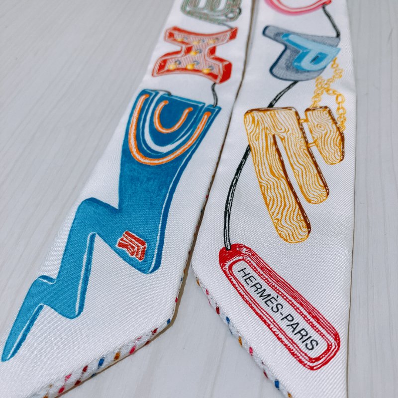 TK1992 愛馬仕 絲巾  Twilly Embroidered Chevaloscope Scarf-5
