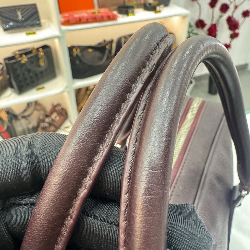 PRADA普拉達全皮手提公文包電腦包 尺寸36x9x28 無附件-7