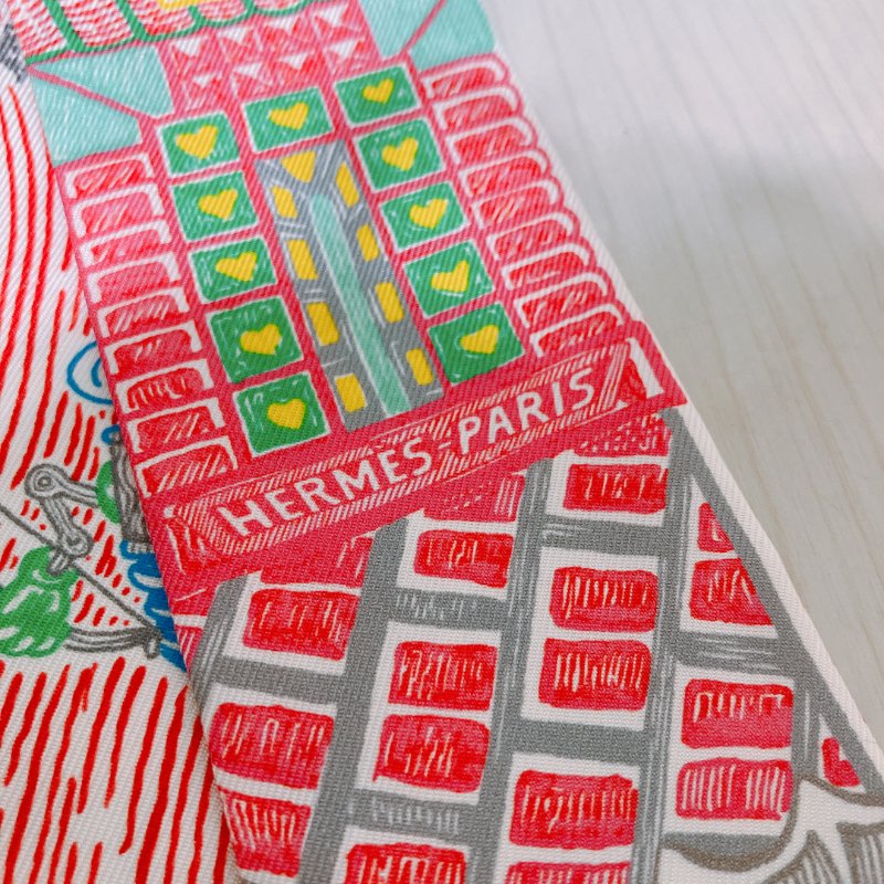 TK1993	愛馬仕 絲巾  Hermes Rose Vig Bleu Vert Amande Silk Super Quest Twilly-7