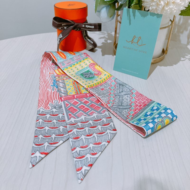 TK1993	愛馬仕 絲巾  Hermes Rose Vig Bleu Vert Amande Silk Super Quest Twilly-9