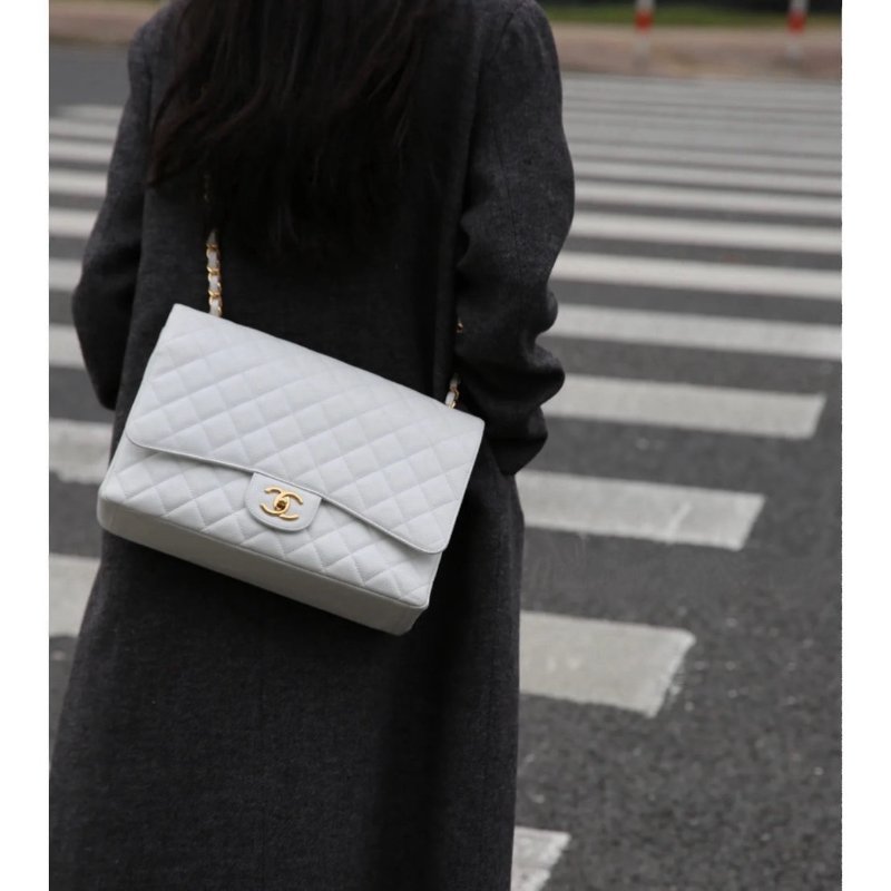 CHANEL白雪公主荔枝皮淡金釦JUMBO(晶片款)-1