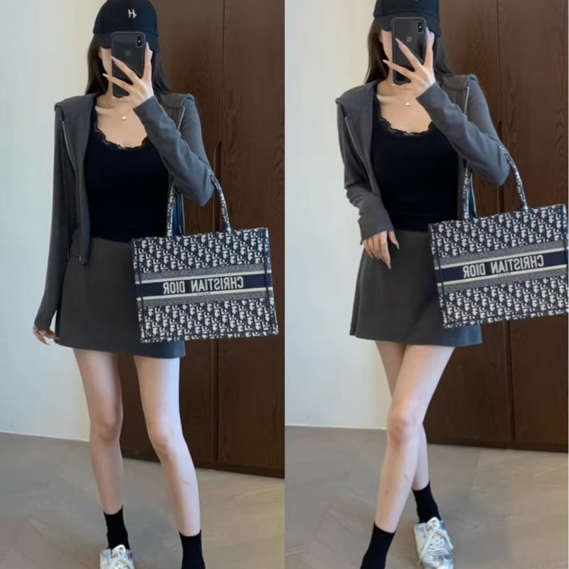 迪奧Dior Book Tote 經典 印花刺繡 尺寸 ：36.5 *28 * 17.5   裸件 好價-1