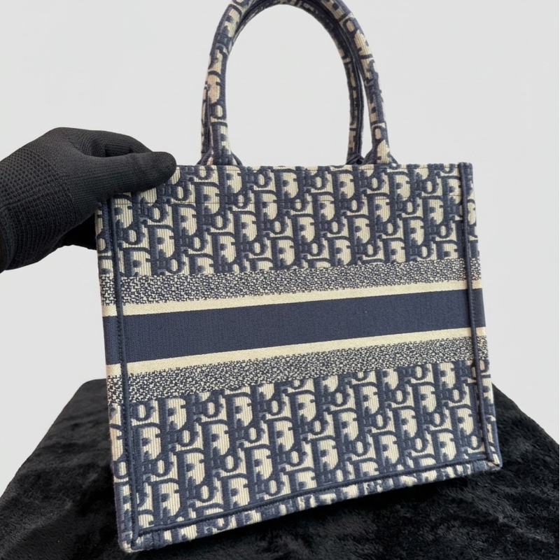 迪奧Dior Book Tote 經典 印花刺繡 尺寸 ：36.5 *28 * 17.5   裸件 好價-4