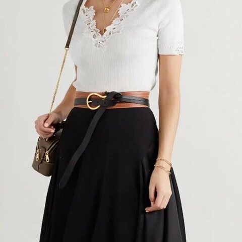 M號::Chloe:: Floral Guipure Lace V-Neck Fitted Top 白色蕾絲V領邊 合身上衣