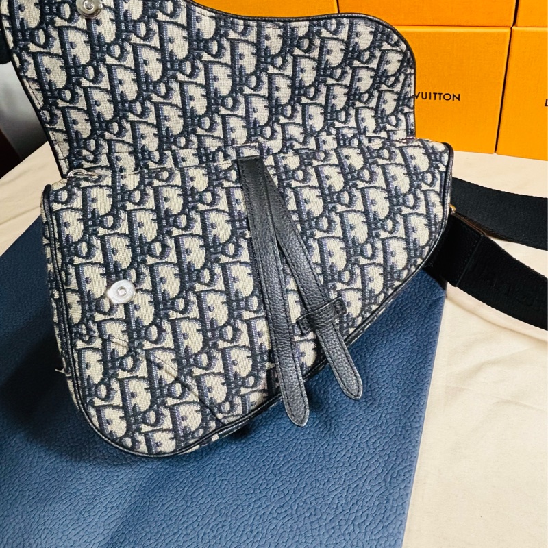 ‼️全台最甜 專櫃3折 Dior 迪奧 新款滿版老花大馬鞍包 肩背/斜背包-8