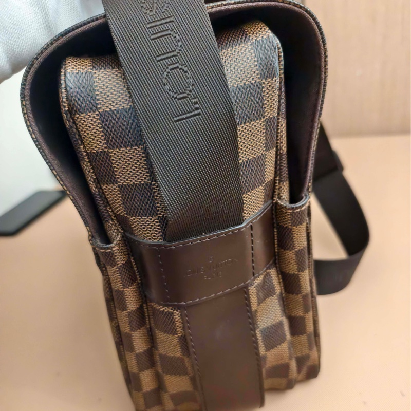 Lv 路易威登 男士郵差包棋盤格豆腐包 皮革 長 28 x 寬 15 x-2