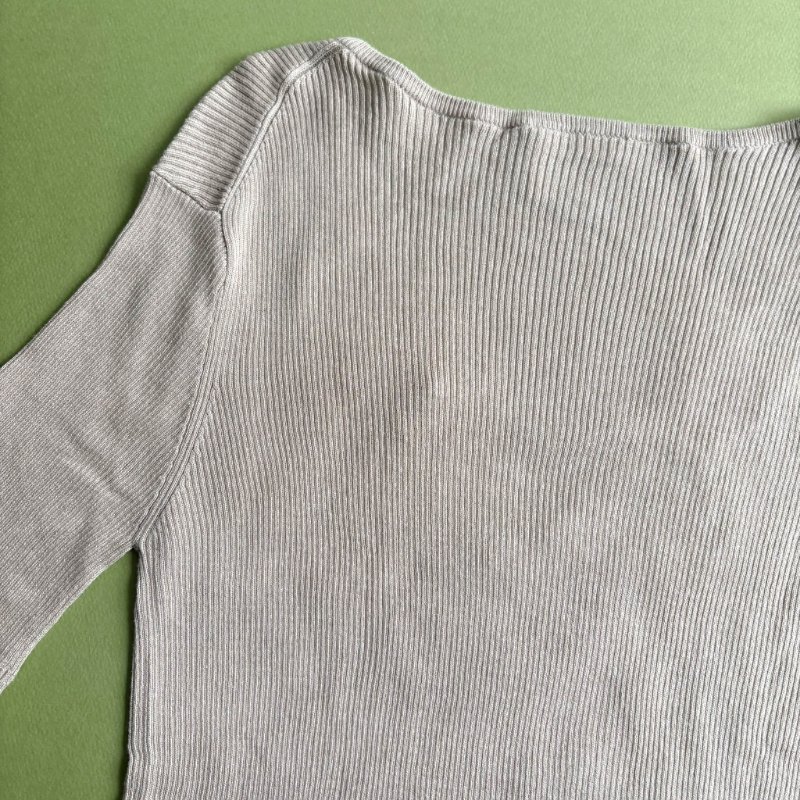 M號::Chloe:: Floral Guipure Lace V-Neck Fitted Top 墨綠色蕾絲V領邊 合身上衣-14