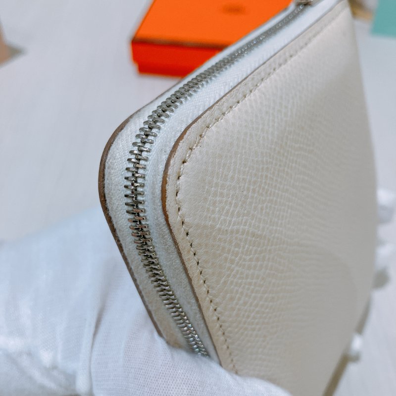 TK1991	愛馬仕 散子包 Hermes Silk In Compact Coin Case Blanc Stamp U-9