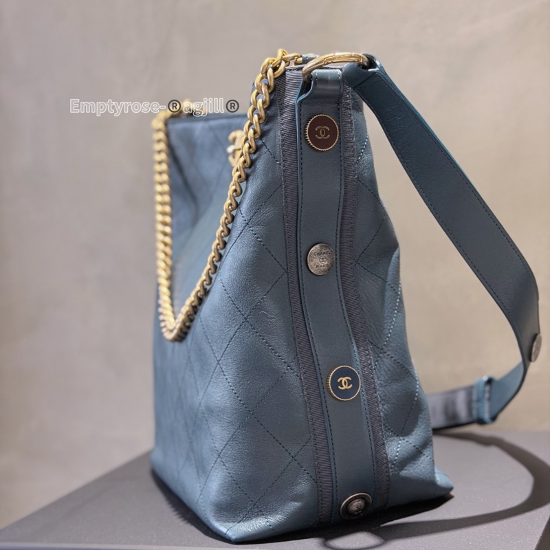 CHANEL hobo 嬉皮徽章包🪅水桶包-2