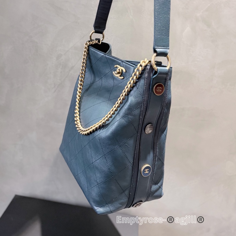 CHANEL hobo 嬉皮徽章包🪅水桶包-4