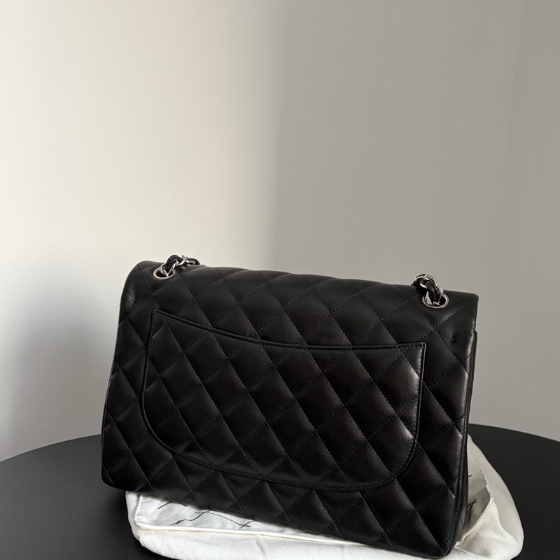 Chanel 香奈兒 黑銀羊皮 CF jumbo 18開有卡 好成色 包型好 尺寸30*20-7