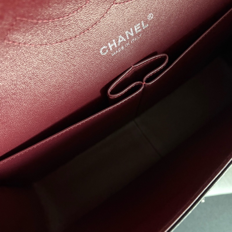 Chanel 香奈兒 黑銀羊皮 CF jumbo 18開有卡 好成色 包型好 尺寸30*20-15