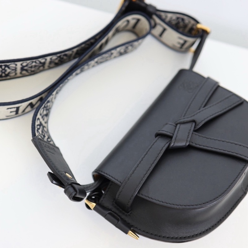 二手Loewe gate mini 經典黑-4