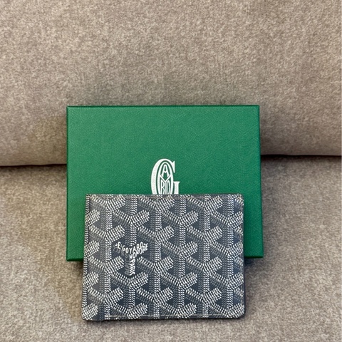 GOYARD灰色八卡短夾