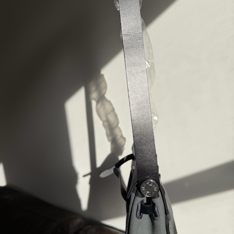 愛馬仕 mini Herbag/ Hermes Herbag Zip 20 Bag - vert mangrove w/ silver hardware 2025 墨綠 銀扣-33