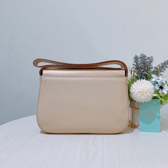 TK1977 菲拉格慕中古米白色斜挎包SALVATORE FERRAGAMO VINTAGE VARA SHOULDER BAG-2