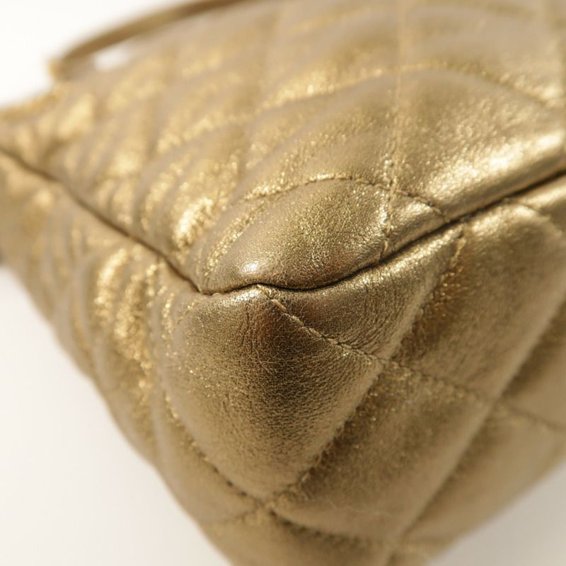 CHANEL 羊皮皮革Drawstring Bag金扣肩背袋-9