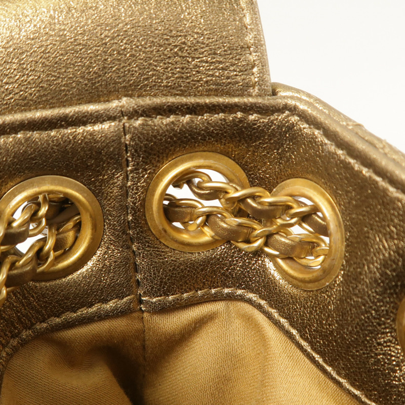 CHANEL 羊皮皮革Drawstring Bag金扣肩背袋-15