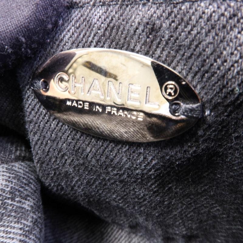 CHANEL 牛仔布Chain Shoulder Bag銀扣鏈帶肩背袋-5