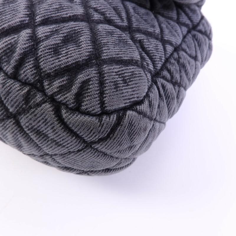 CHANEL 牛仔布Chain Shoulder Bag銀扣鏈帶肩背袋-9