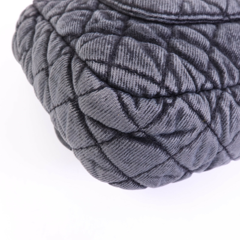 CHANEL 牛仔布Chain Shoulder Bag銀扣鏈帶肩背袋-12