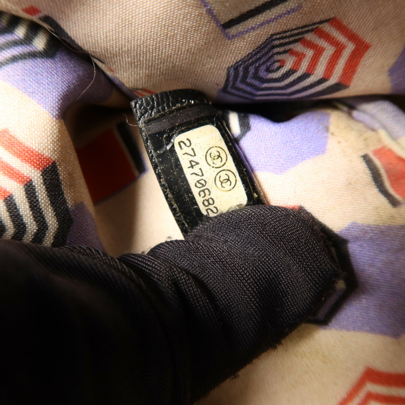 CHANEL 牛皮皮革Mini Pouch銀扣小袋-6