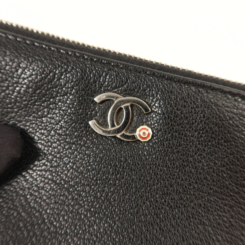 CHANEL 牛皮皮革Mini Pouch銀扣小袋-8