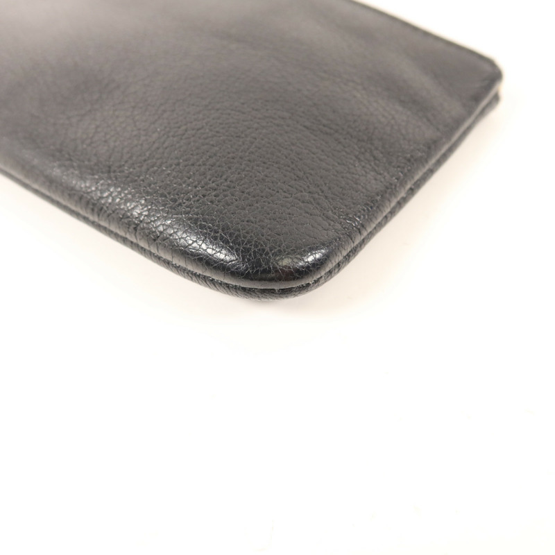 CHANEL 牛皮皮革Mini Pouch銀扣小袋-11