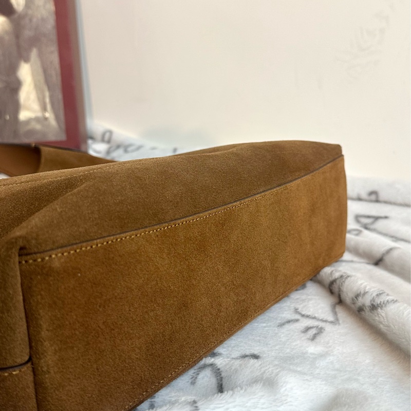 【全新】COACH Brooklyn 34 金色字母壓印牛剖層革 單肩包 中號啡色（麂皮）-2