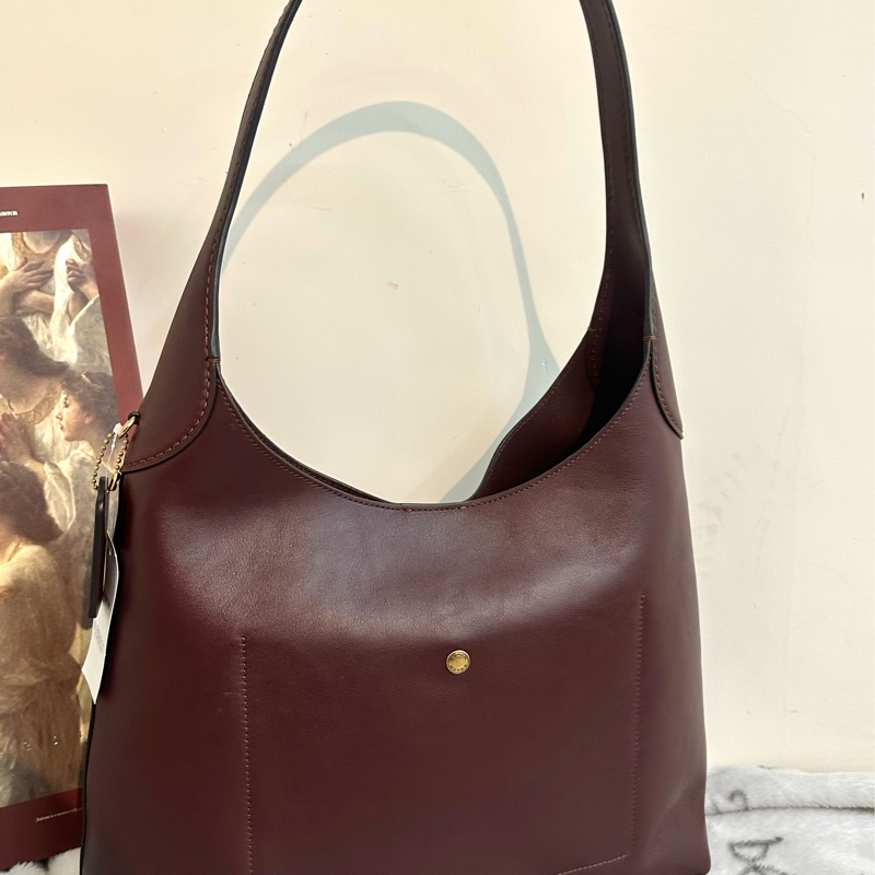 【全新】COACH Brooklyn 34 字母吊飾金色牛皮單肩包 中號 酒紅色-2