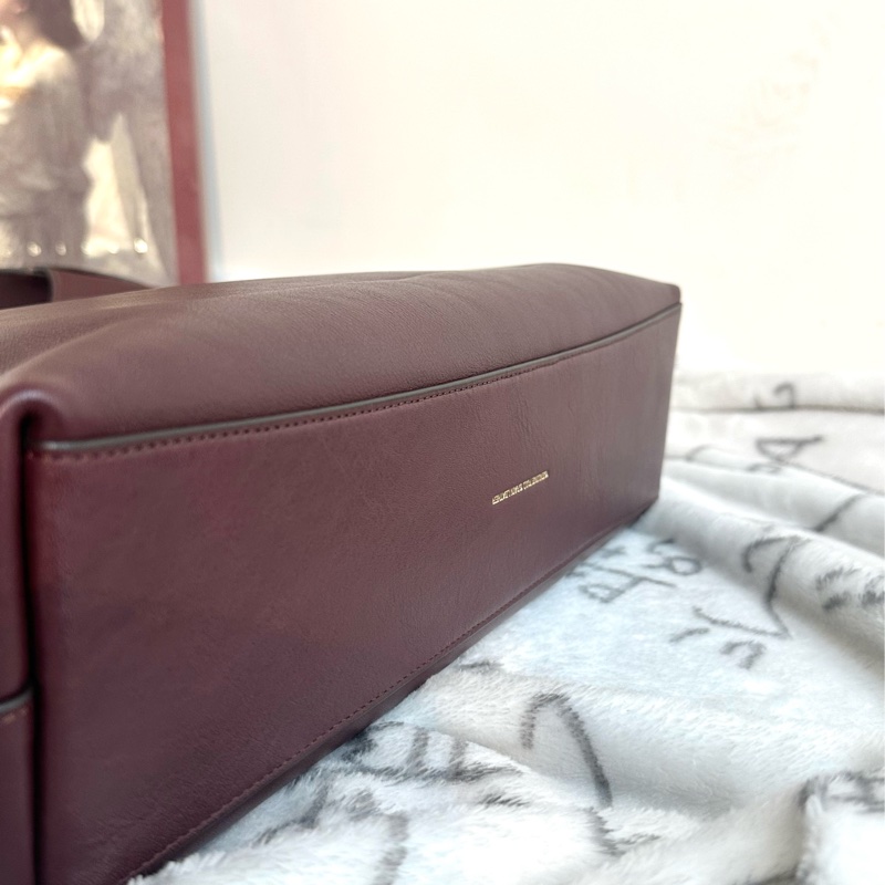 【全新】COACH Brooklyn 34 字母吊飾金色牛皮單肩包 中號 酒紅色-3