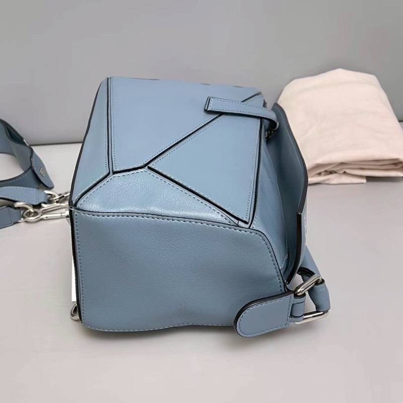 🎩👠Loewe羅意威Puzzle小号 霧霾蓝幾何包 尺寸24×16 附件肩帶-12