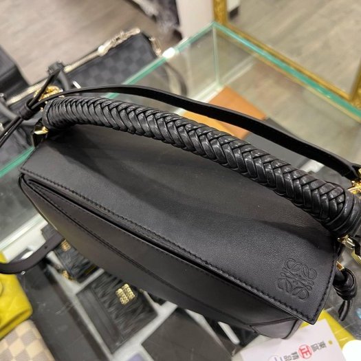 東區正精品㊣LOEWE PUZZLE 黑色小牛皮銀扣拼接幾何拼圖編織手把手提肩背斜背包兩用包小款 RZ6322-9