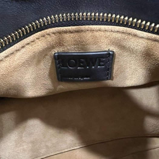 東區正精品㊣LOEWE PUZZLE 黑色小牛皮銀扣拼接幾何拼圖編織手把手提肩背斜背包兩用包小款 RZ6322-13