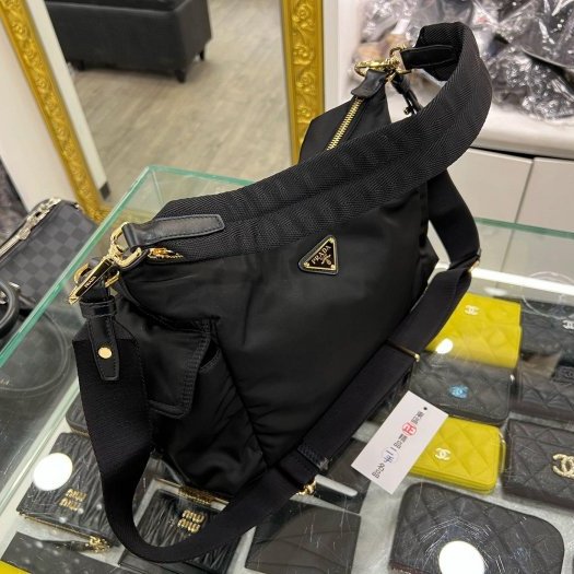 東區正精品㊣PRADA 1BC264 黑色尼龍金三角牌雙口袋相機包斜背包郵差包手提包 RZ6323-1