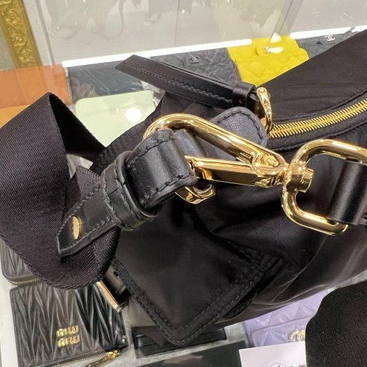 東區正精品㊣PRADA 1BC264 黑色尼龍金三角牌雙口袋相機包斜背包郵差包手提包 RZ6323-5