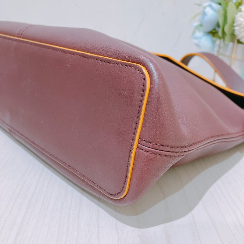 TK1981	 Loewe Vintage Flap Shoulder Bag Lambskin Red x Yellow-6