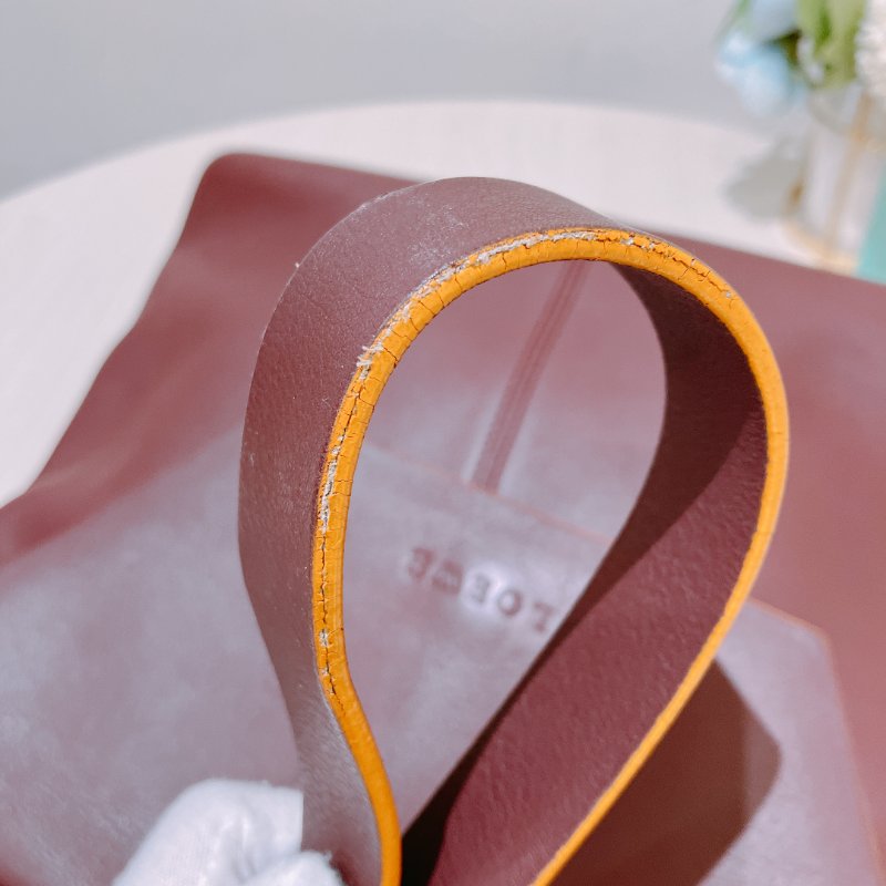 TK1981	 Loewe Vintage Flap Shoulder Bag Lambskin Red x Yellow-15