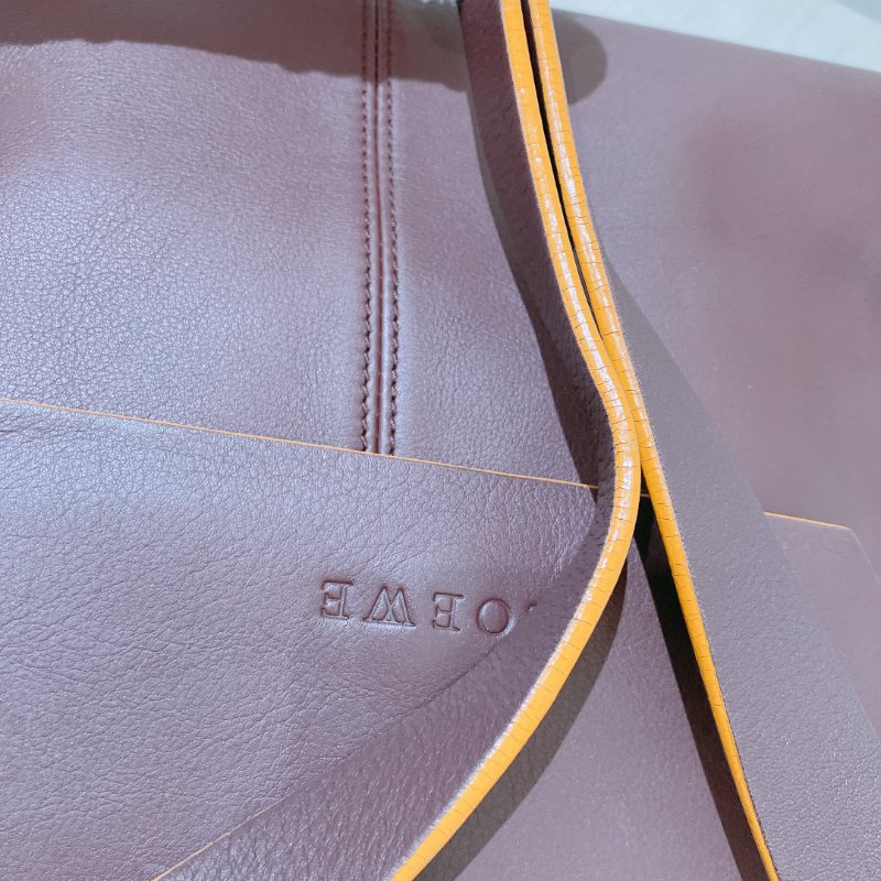 TK1981	 Loewe Vintage Flap Shoulder Bag Lambskin Red x Yellow-16