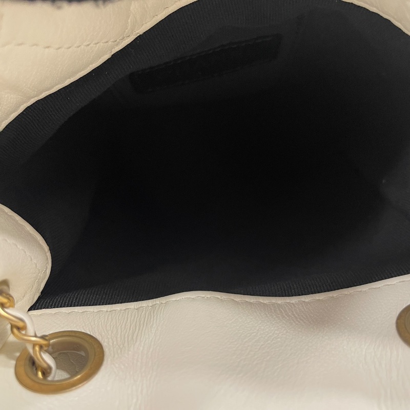 CHANEL 香奈兒 珍珠手把 水桶包 皮革 白色 金釦-14