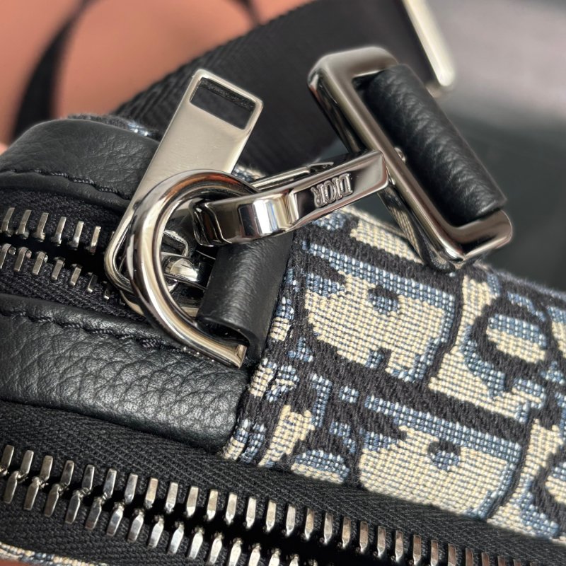 ::Christian Dior::  Oblique 經典緹花布 小牛皮飾邊雙層拉鍊手拿/斜背包 (黑/米)-15