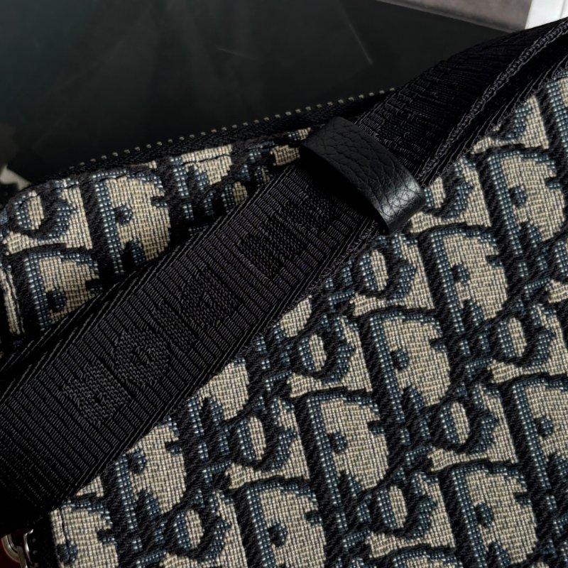 ::Christian Dior::  Oblique 經典緹花布 小牛皮飾邊雙層拉鍊手拿/斜背包 (黑/米)-19