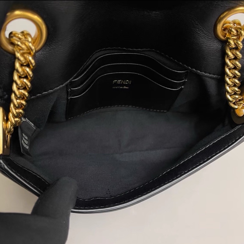 🍧🍧Fendi芬迪Baguette迷你黑金全皮法棍包  尺寸19×12-14