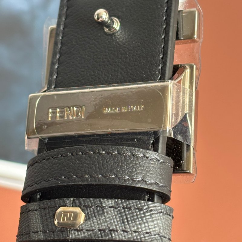 ::FENDI:: 滿版 FF圓形皮帶 黑色皮革雙面皮帶 腰帶 110 公分-6