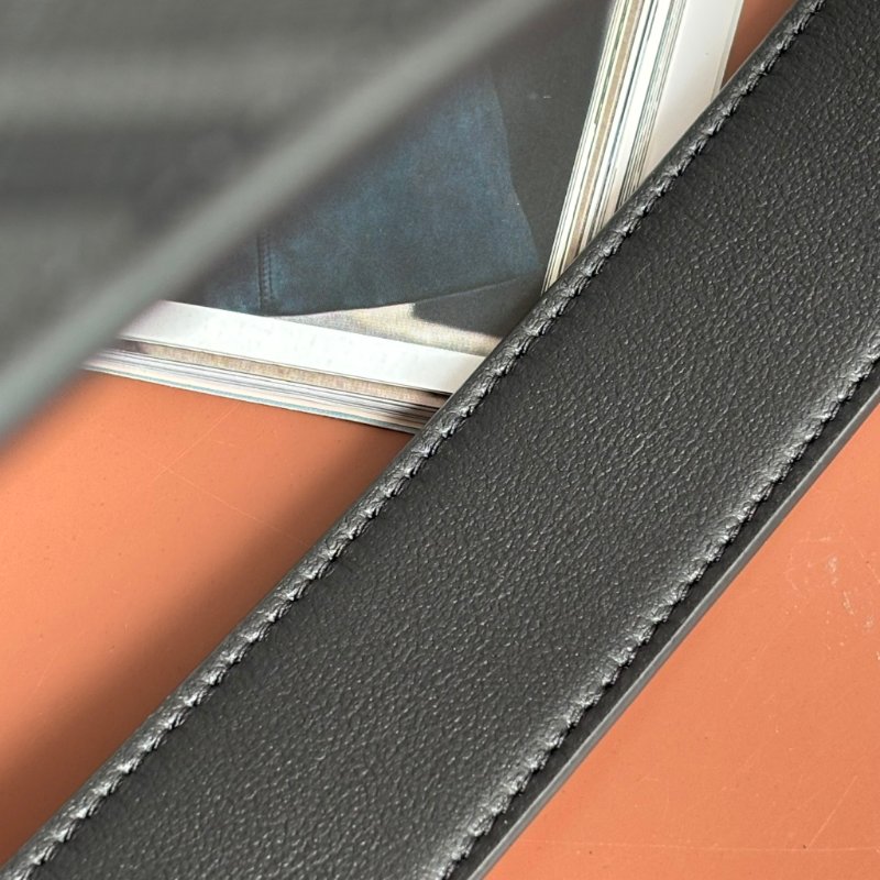 ::FENDI:: 滿版 FF圓形皮帶 黑色皮革雙面皮帶 腰帶 110 公分-11