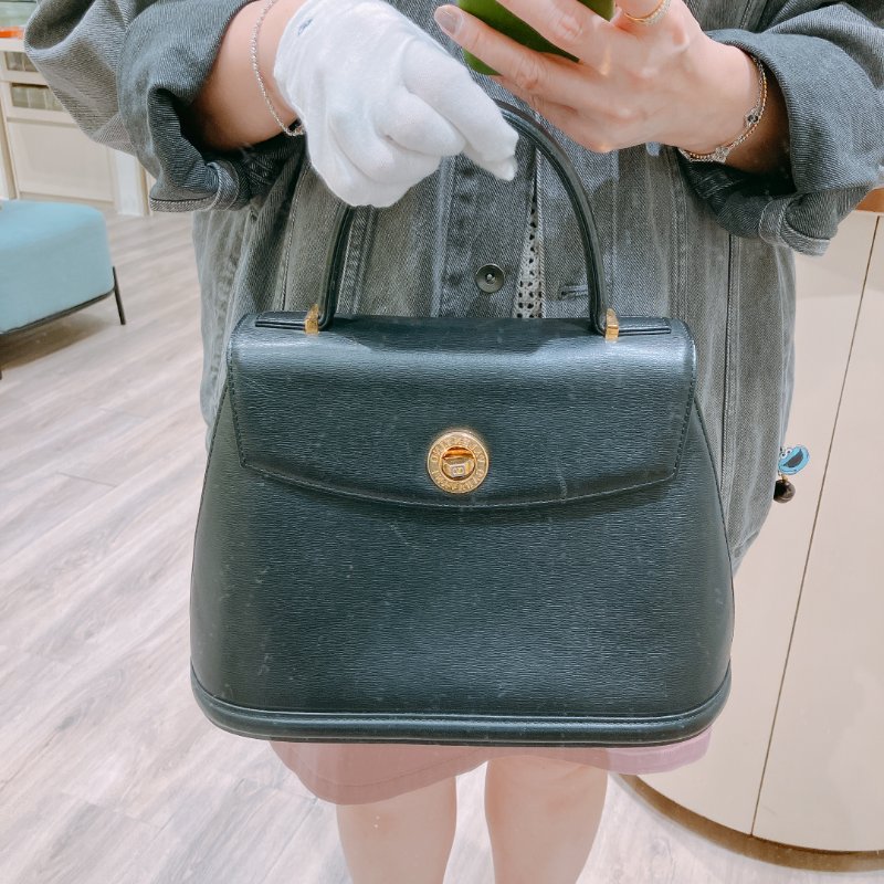 TK1985	華倫天奴 中古 黑色 手提包 Valentino Vintage Twist Lock Bag Clafskin Black x GHW #No Number-1