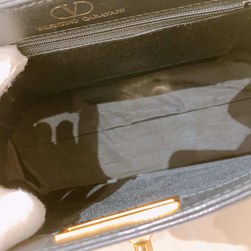 TK1985	華倫天奴 中古 黑色 手提包 Valentino Vintage Twist Lock Bag Clafskin Black x GHW #No Number-20