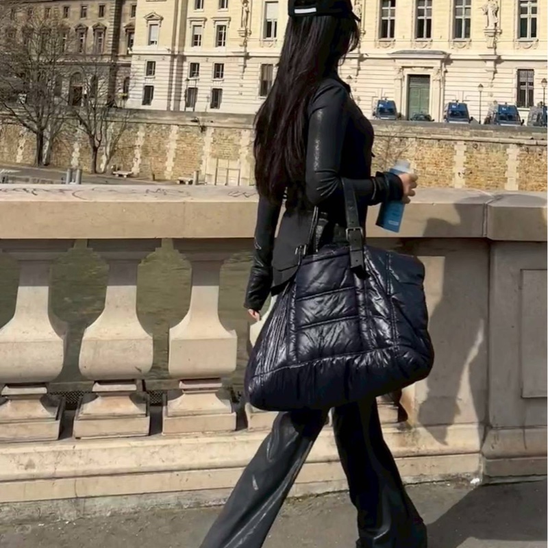 BOTTEGA VENET BV 黑藍色 托特包 肩背包 手提包 購物包-1