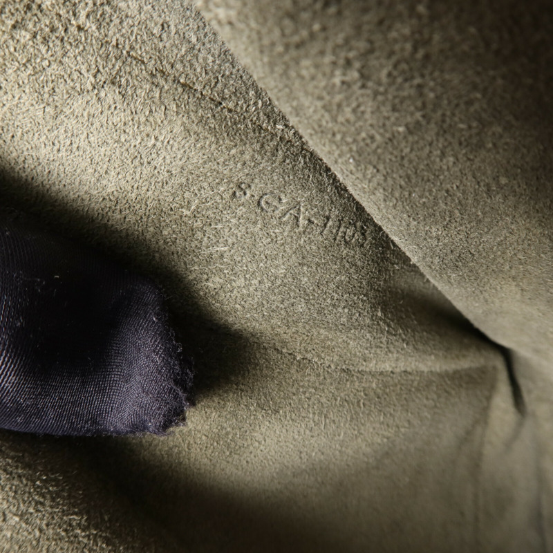 CELINE 牛皮皮革Blade Bag金扣肩背袋-7